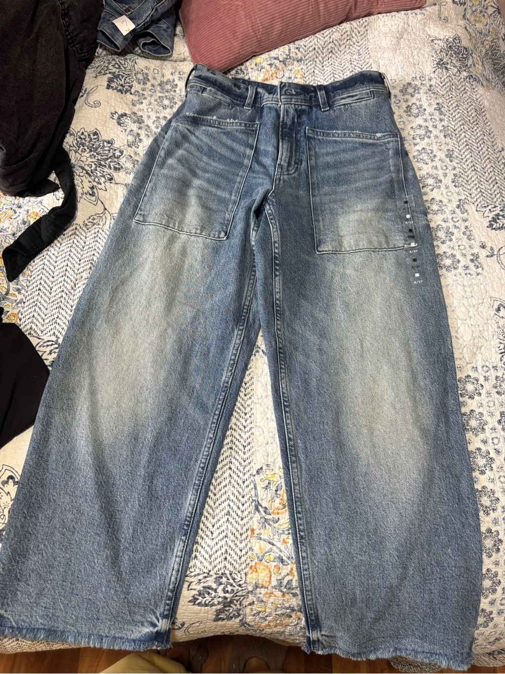 Lucky Brand Light Wash Wide Leg Flare Jeans